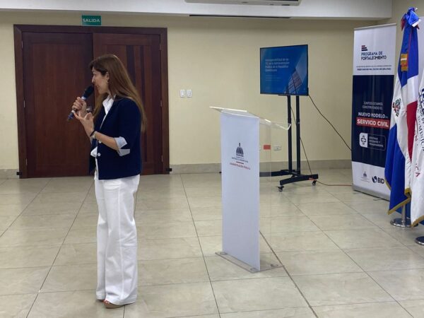 La directora de Operaciones de Procesia, Mar de las Heras, durante una charla en las jornadas de interoperabilidad con el Gobierno de República Dominicana